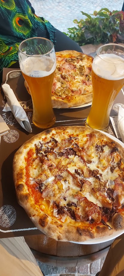 Pizzaa.jpg